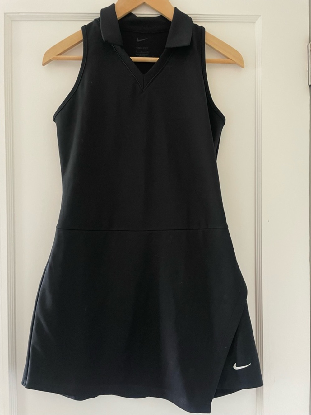 NWOT Nike Golf Club Women's Unlined Dri-FIT Golf Dress size S - Picture 2 of 6
